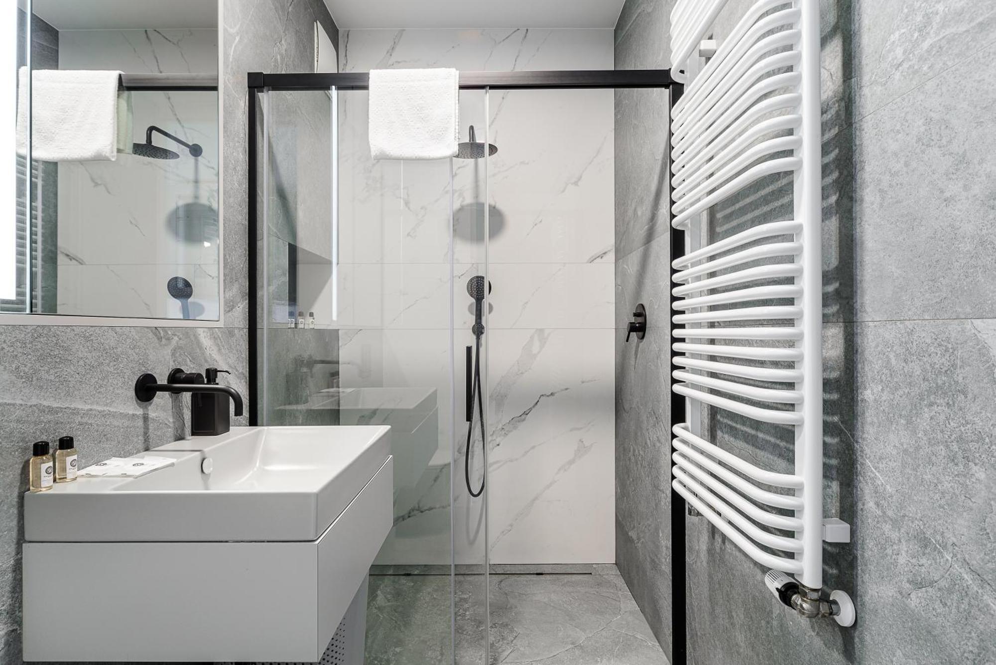 ורשה Luxury Apartments Mennica Residence With Parking מראה חיצוני תמונה
